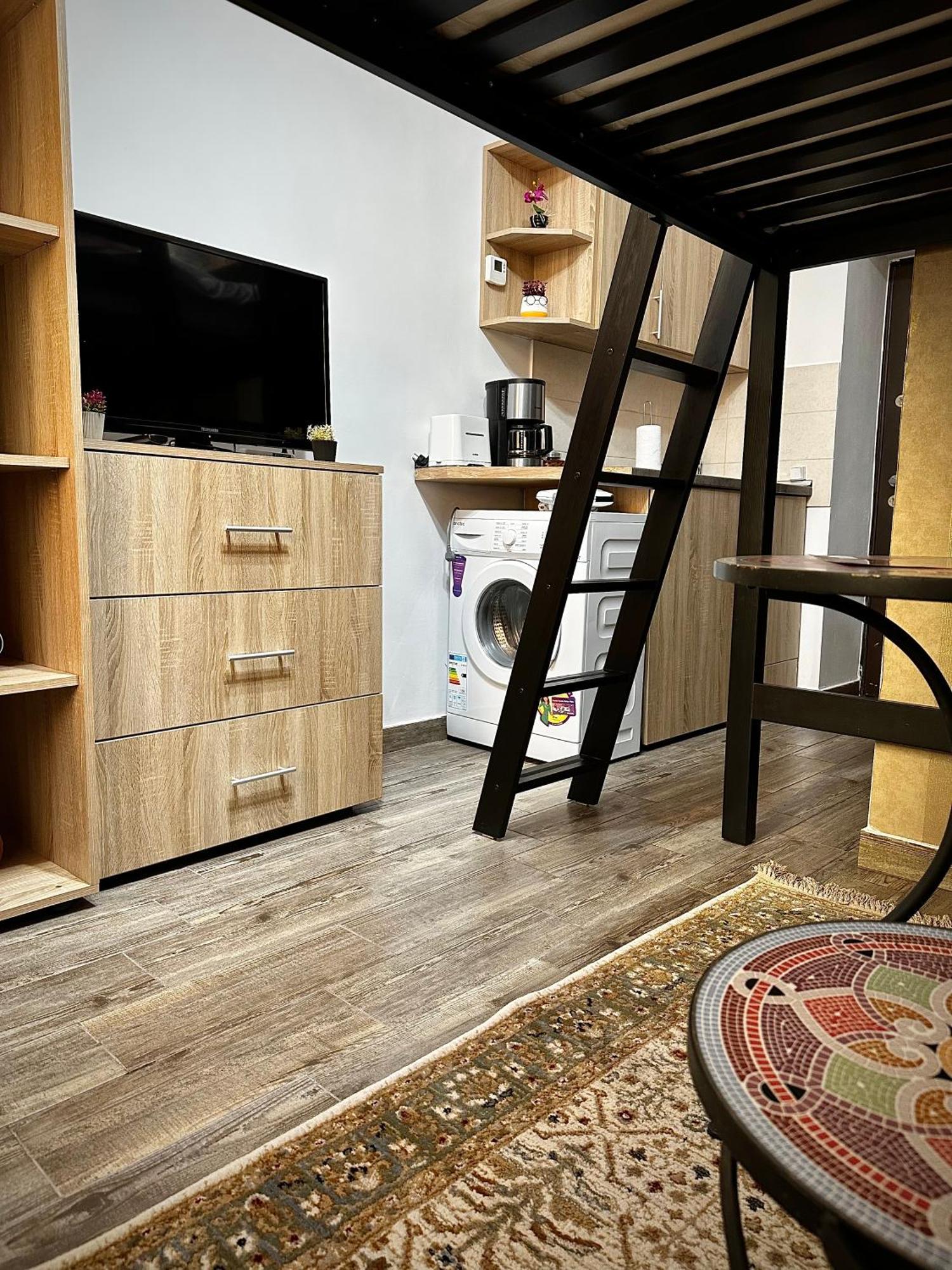 Ada'S Luxury Apartament&Studio - Old City Braşov Eksteriør bilde