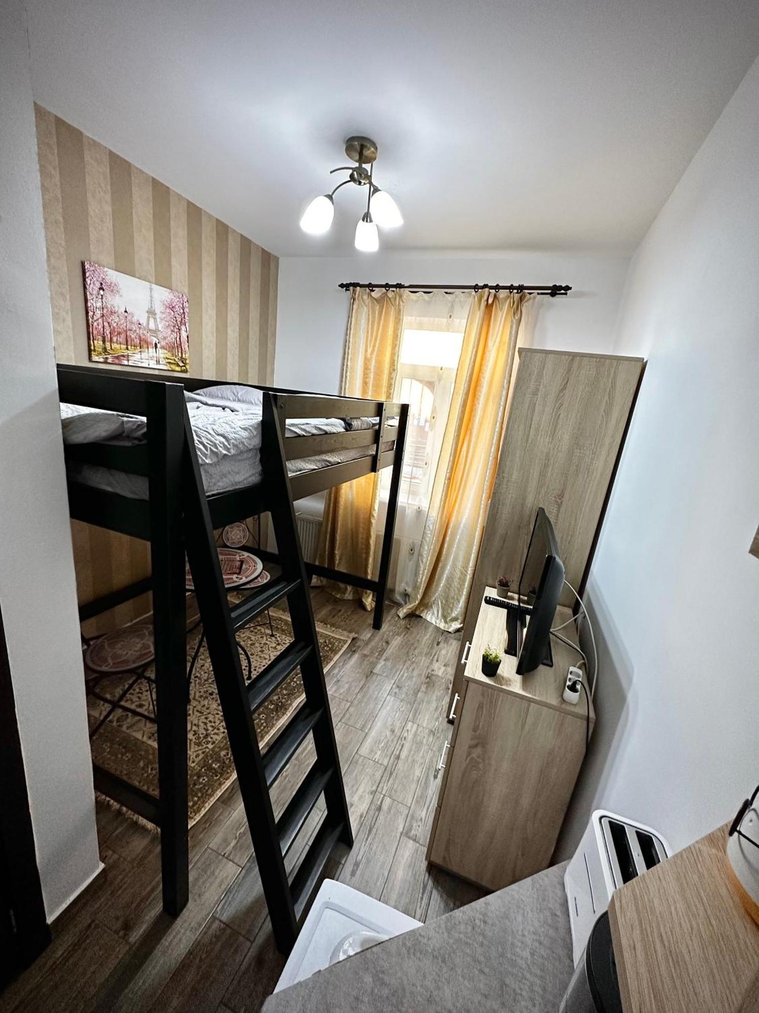 Ada'S Luxury Apartament&Studio - Old City Braşov Eksteriør bilde