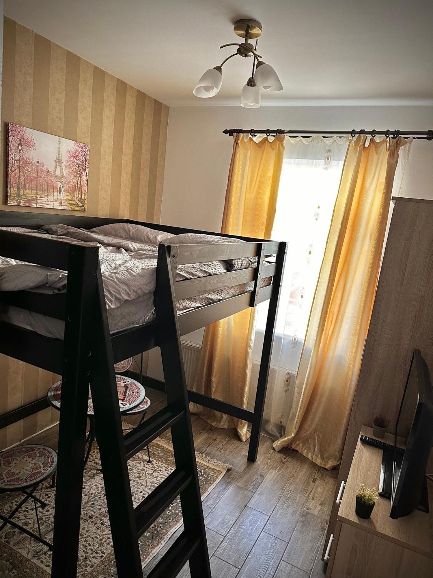 Ada'S Luxury Apartament&Studio - Old City Braşov Eksteriør bilde