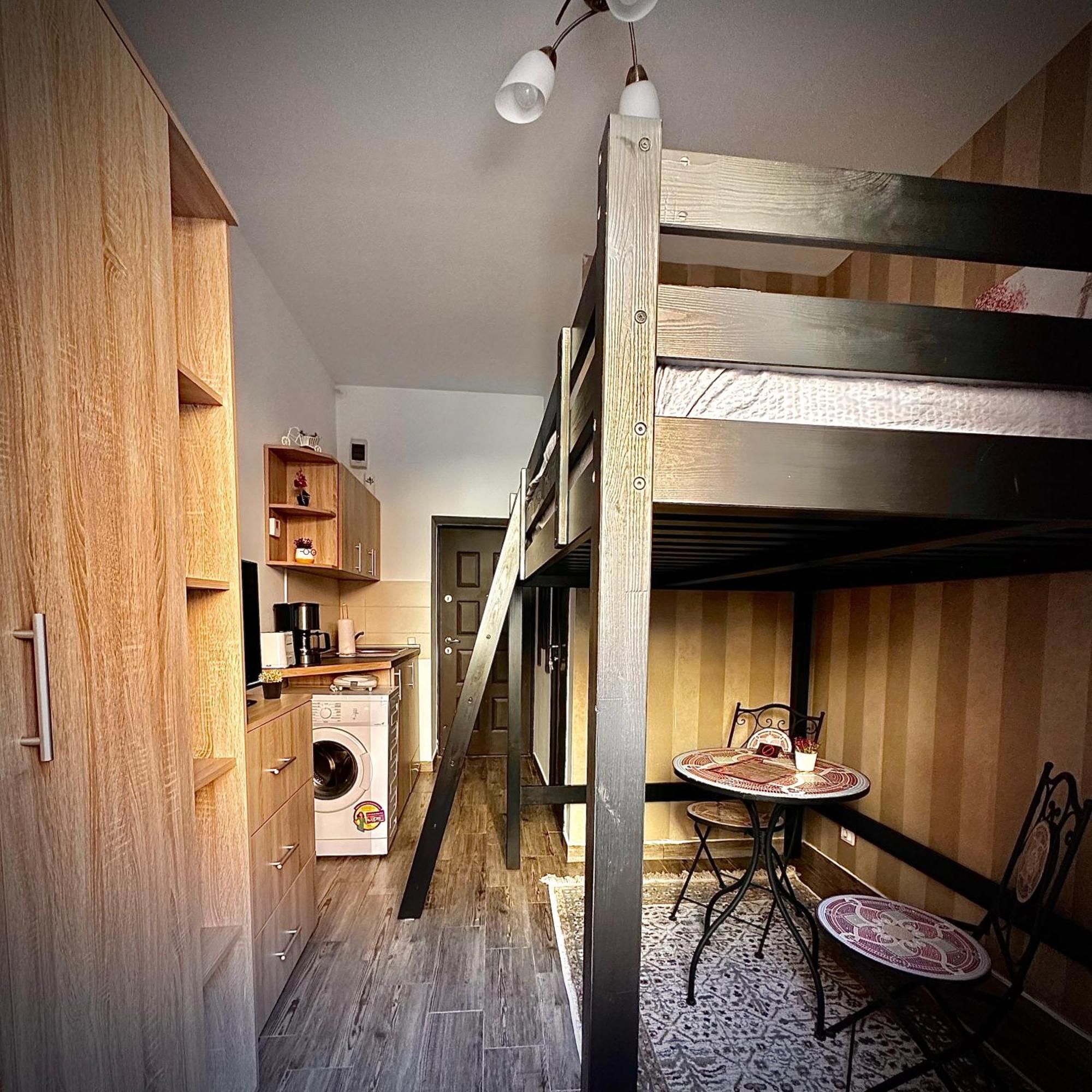 Ada'S Luxury Apartament&Studio - Old City Braşov Eksteriør bilde