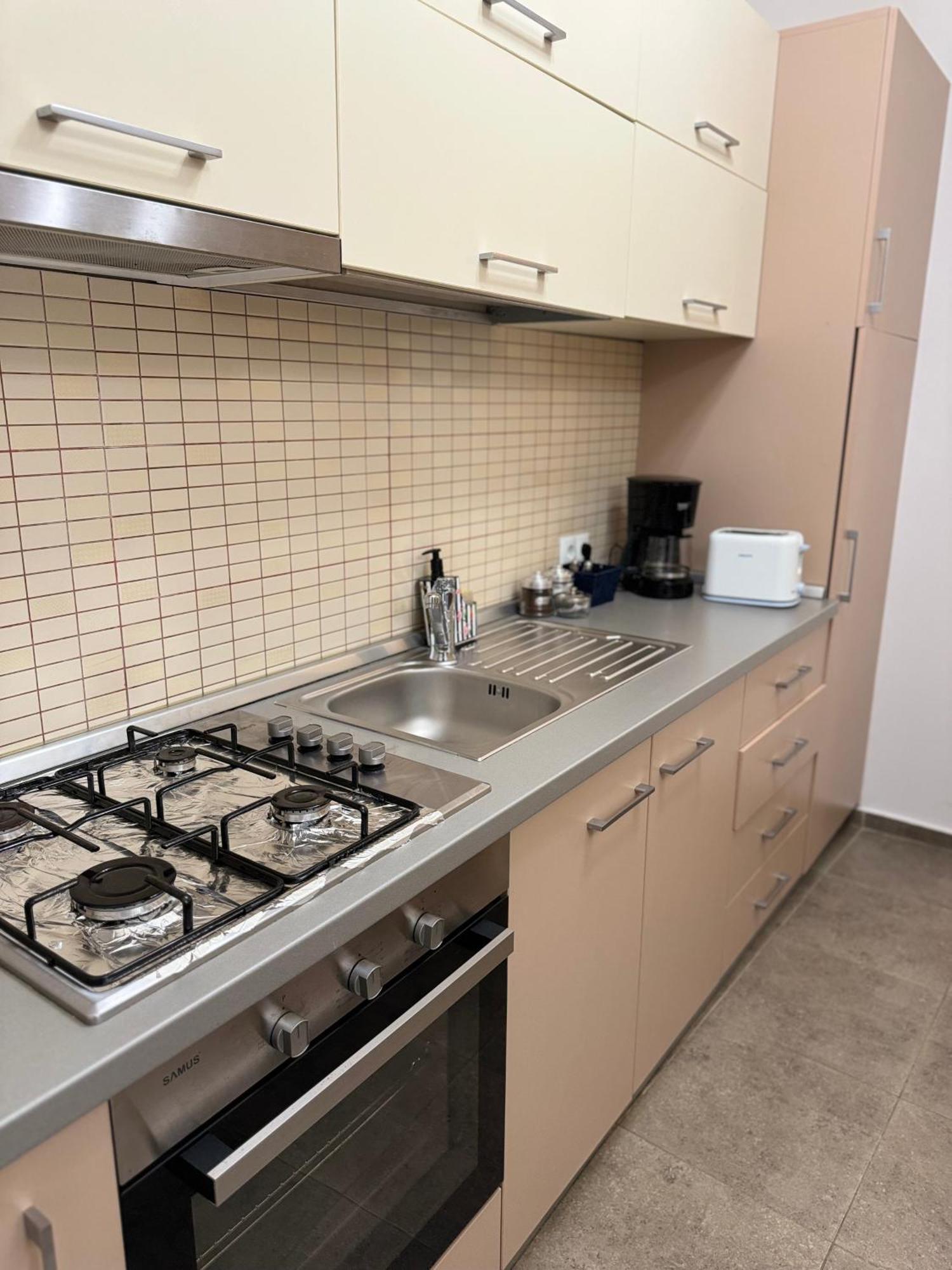 Ada'S Luxury Apartament&Studio - Old City Braşov Eksteriør bilde