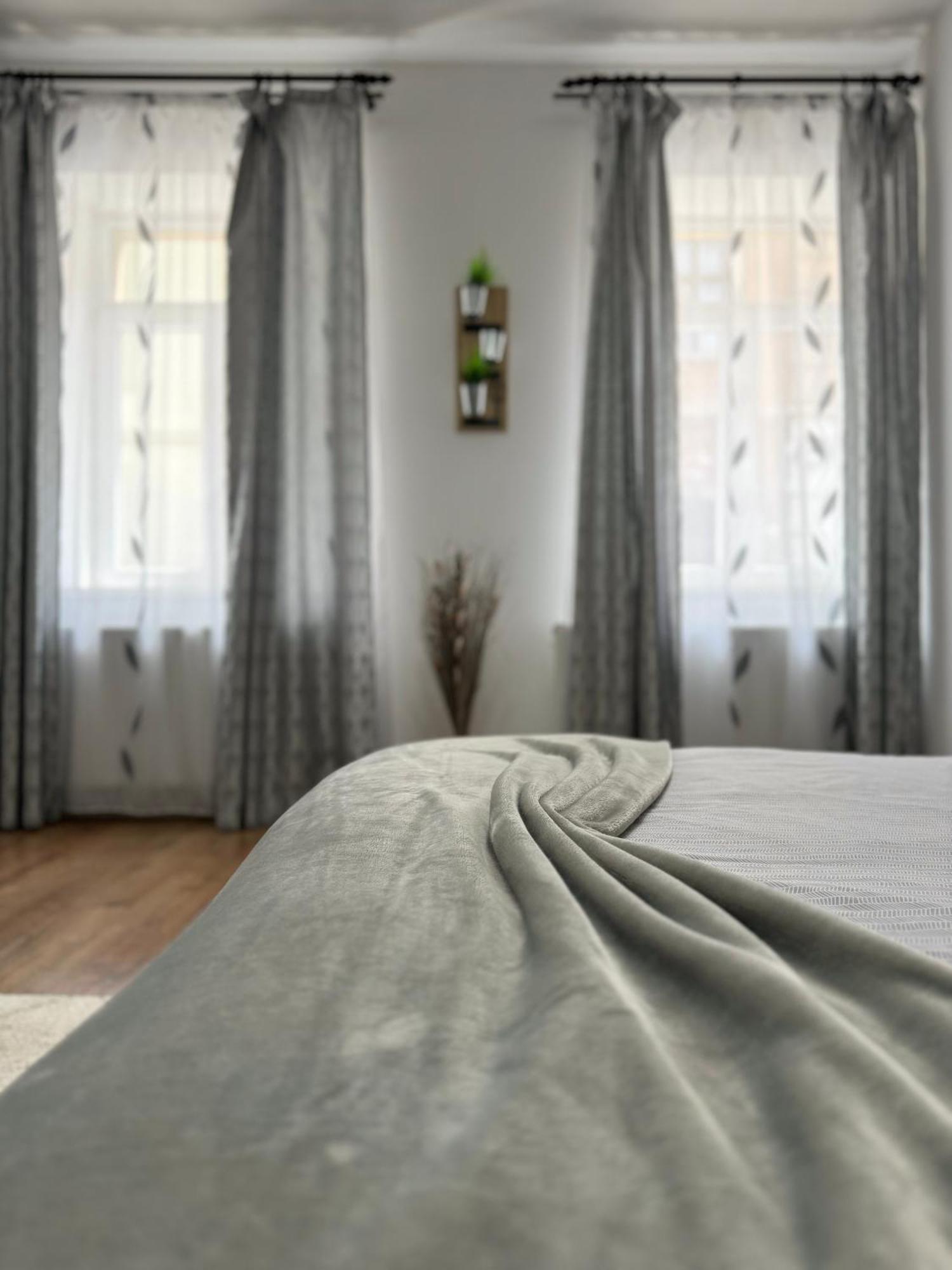 Ada'S Luxury Apartament&Studio - Old City Braşov Eksteriør bilde