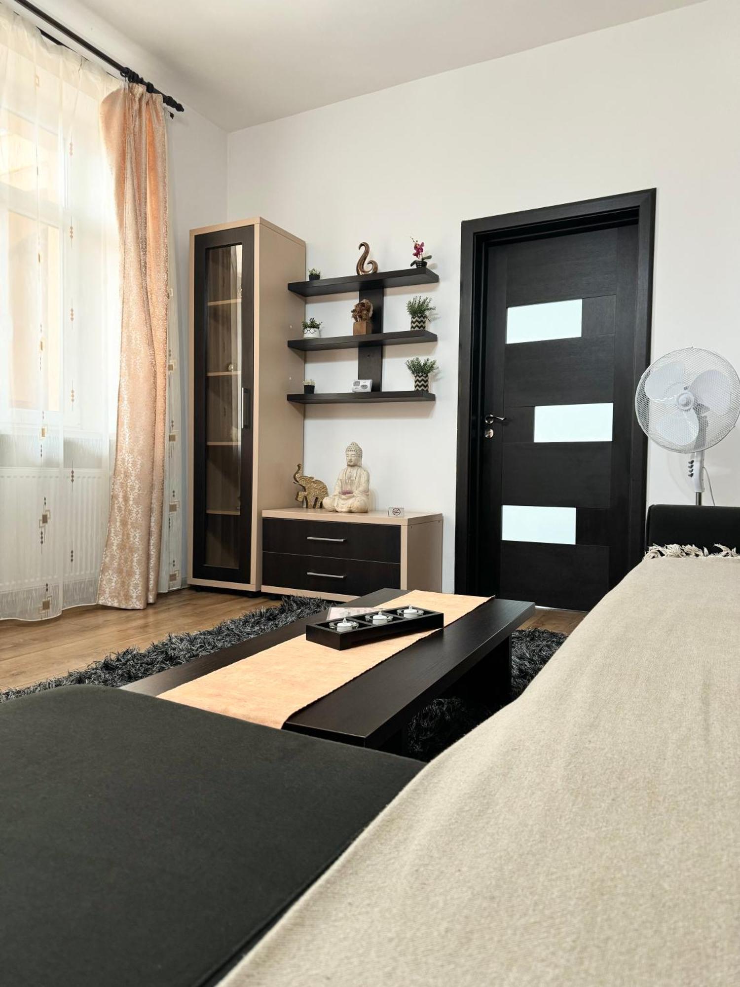 Ada'S Luxury Apartament&Studio - Old City Braşov Eksteriør bilde
