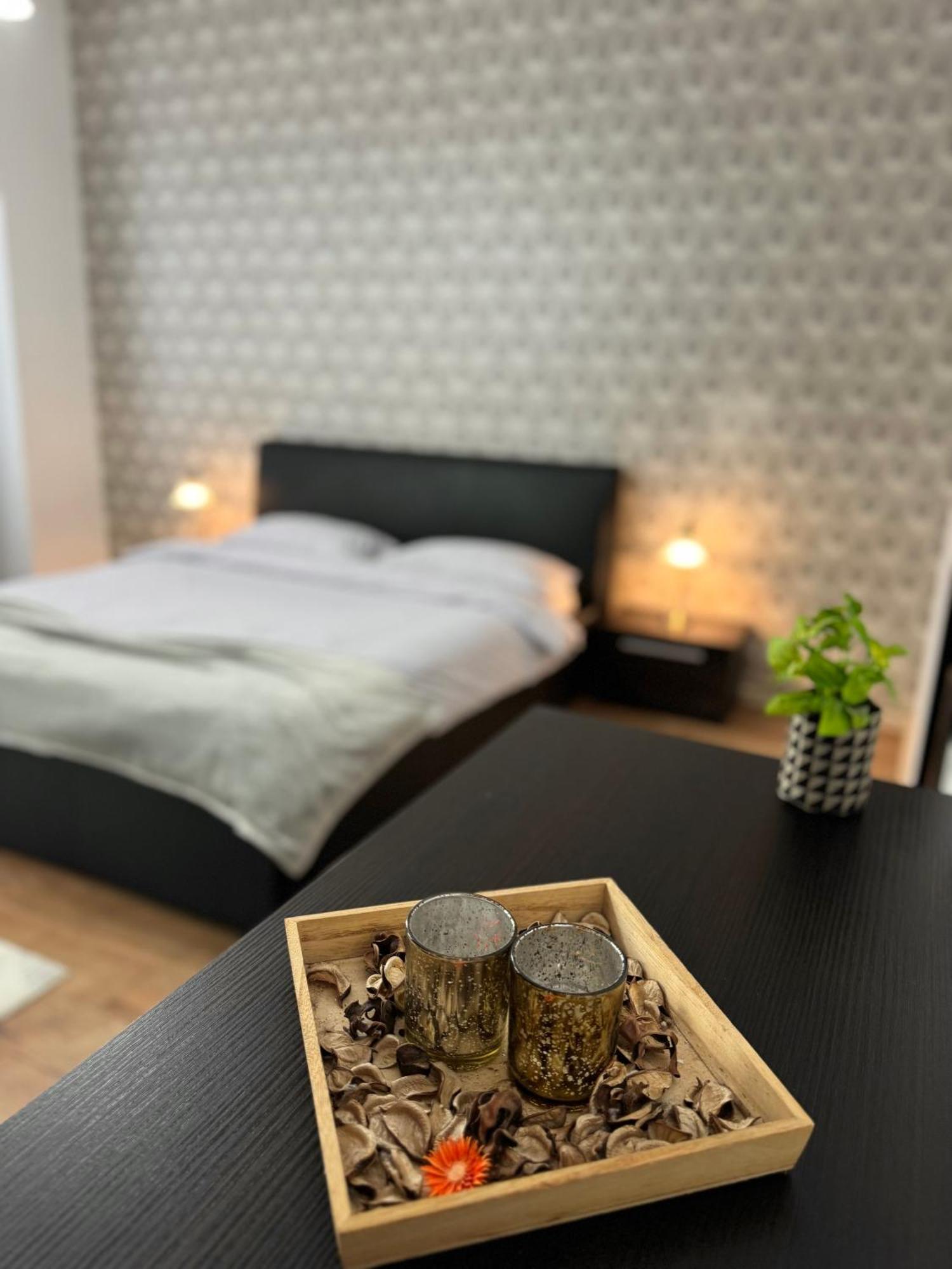 Ada'S Luxury Apartament&Studio - Old City Braşov Eksteriør bilde